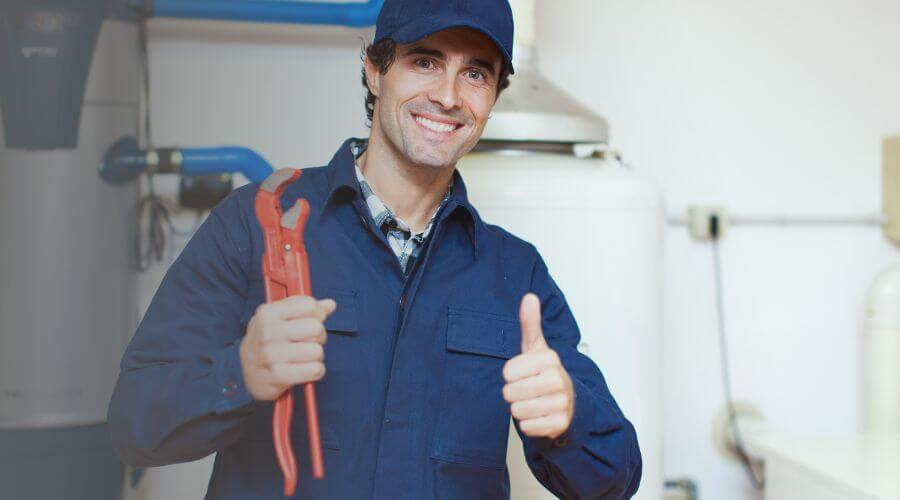 Expert burst pipe repair services in Ludlow Falls, OH